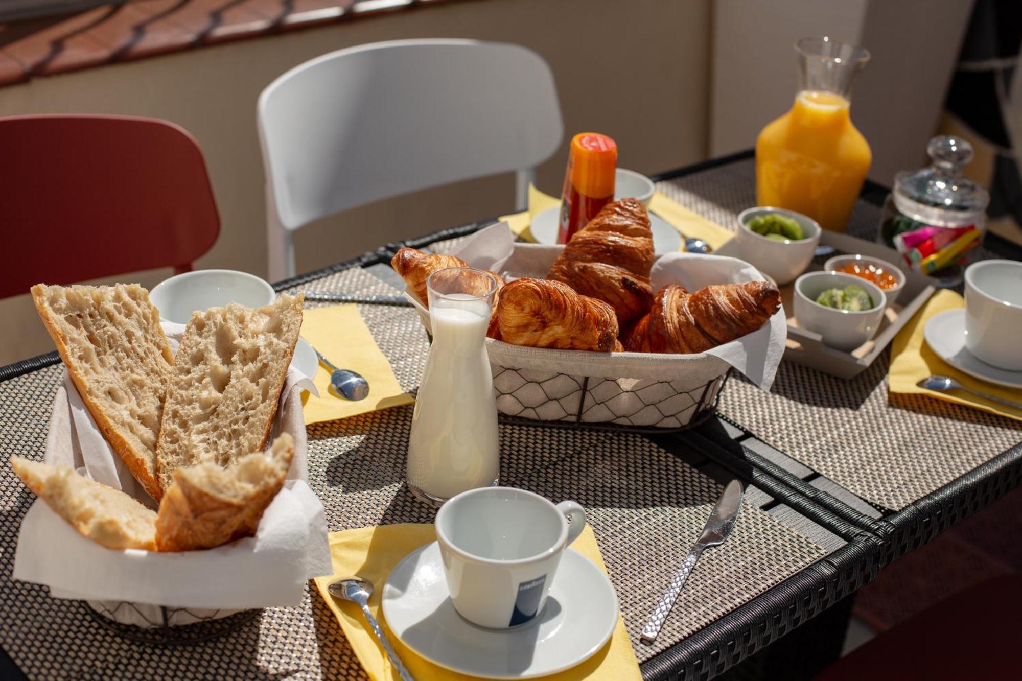 Face Cite - Chambres D'Hotes - Parking & Garage Gratuit - Wi-Fi Gratuit Carcassonne Ngoại thất bức ảnh